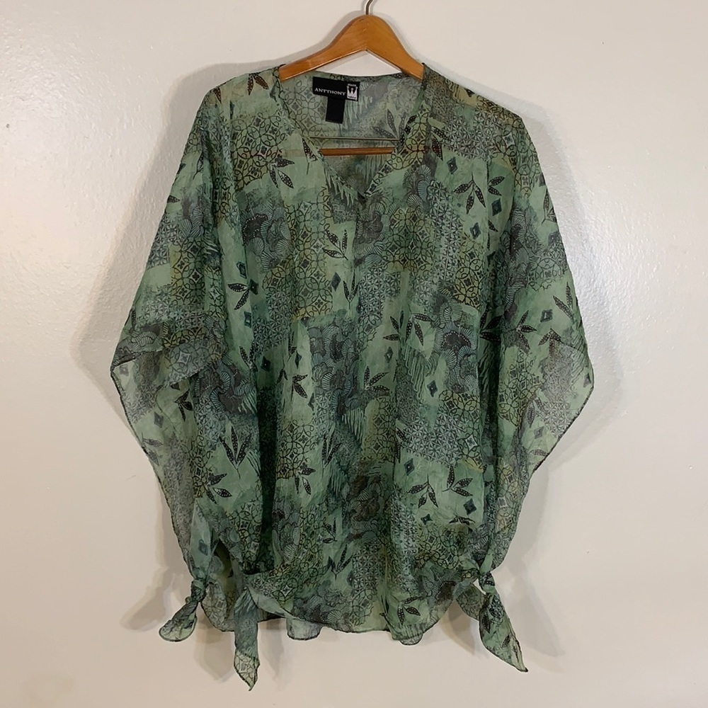 Annthony Tunic Top